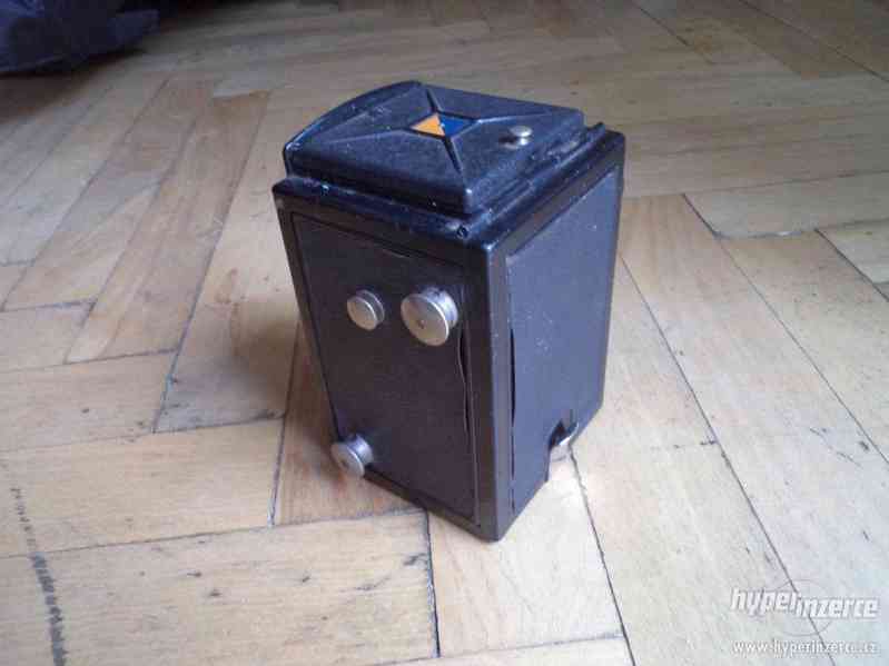Prodám historický fotoaparát Brillant Voigtlander, cca 1932 - foto 3