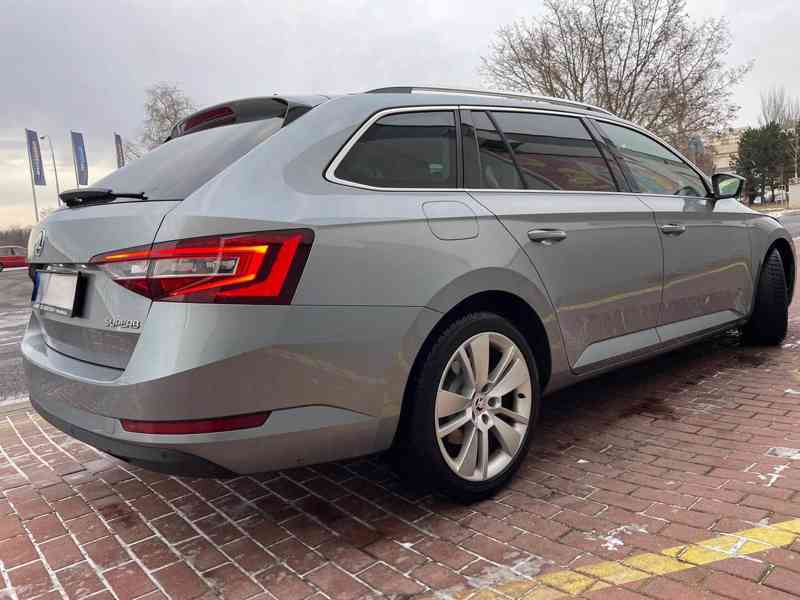 Škoda Superb - foto 13