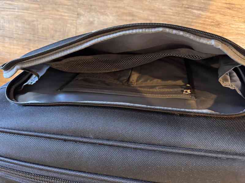 Kabinový cestovní kufr - foto 7