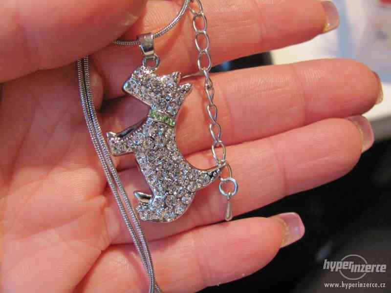 Bižutérie - náhrdelníky a přívěsky s motivem psa - foto 39