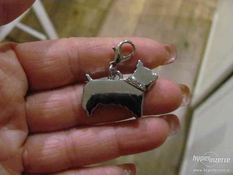 Bižutérie - náhrdelníky a přívěsky s motivem psa - foto 40
