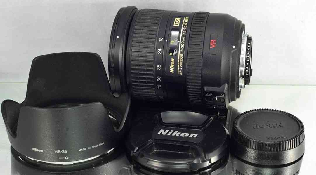 NIKON AF-S DX NIKKOR 18-200mm f/3.5-5.6 G IF ED VR