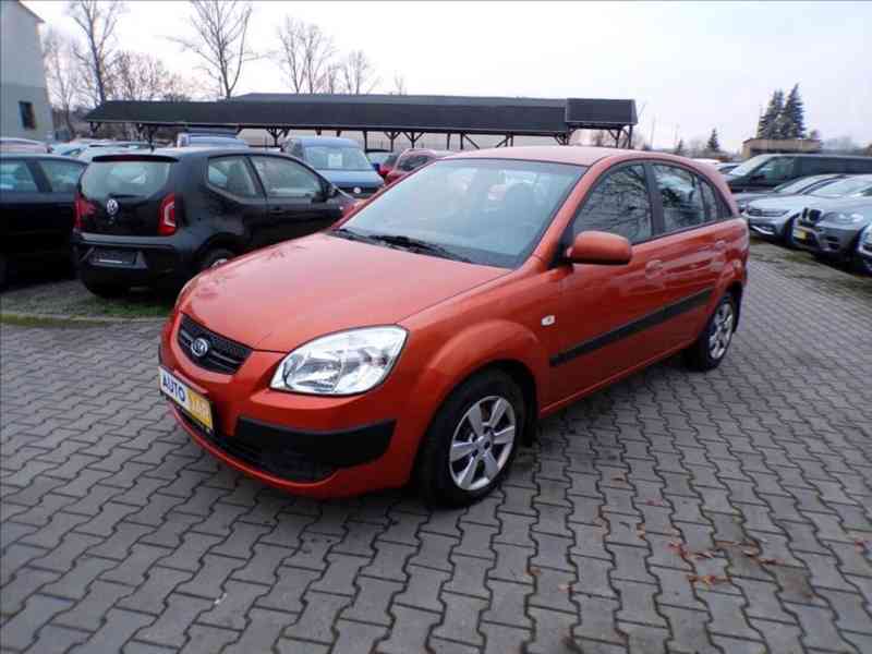 Kia Rio 1,4 16V - foto 2