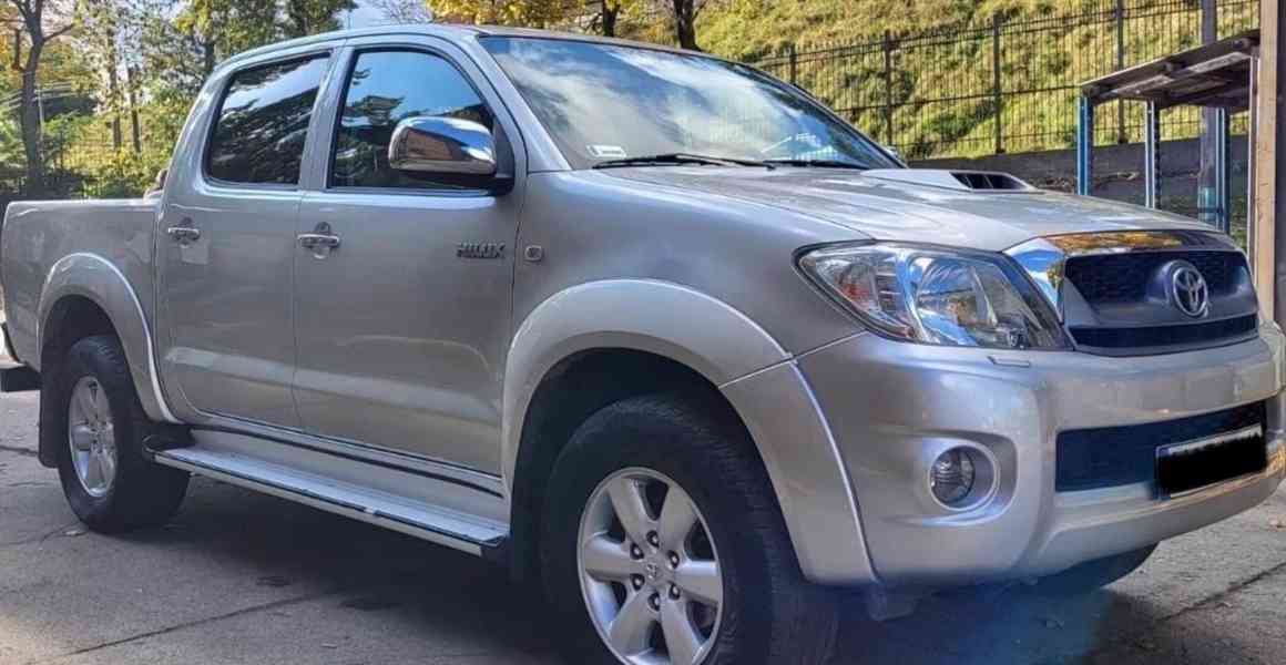 Toyota Hilux 3.0 D4D 126kw - foto 12