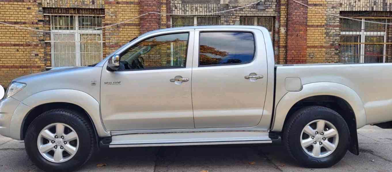 Toyota Hilux 3.0 D4D 126kw - foto 7