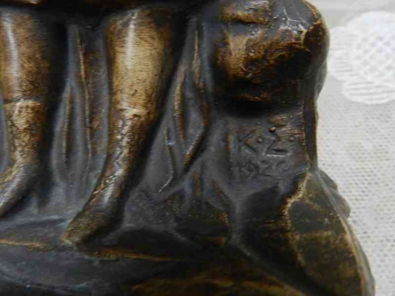 Stará keramická plastika Prodaná Nevěsta Mařenka 1928 - foto 7