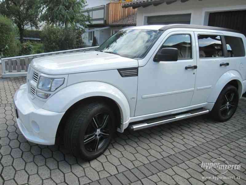 Dodge Nitro 4.0 Automat 191kW - foto 2