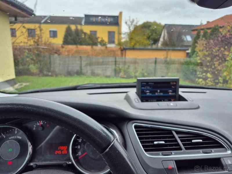 Peugeot 5008 HDI, 7 míst, panar.okno - foto 13