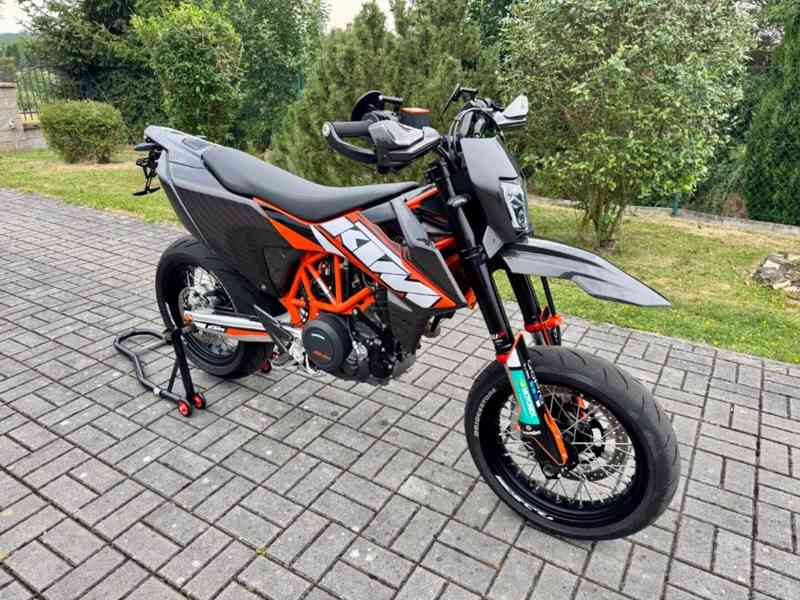 KTM 690 SMC R - foto 6