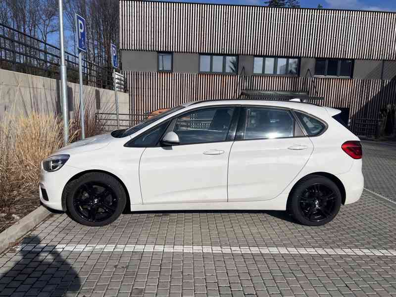 BMW 218i Active Tourer 2015 - foto 2