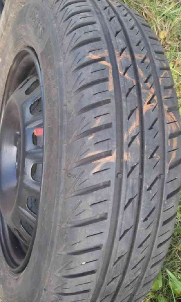 Fiat Punto-pneu s disky 4ks - foto 7