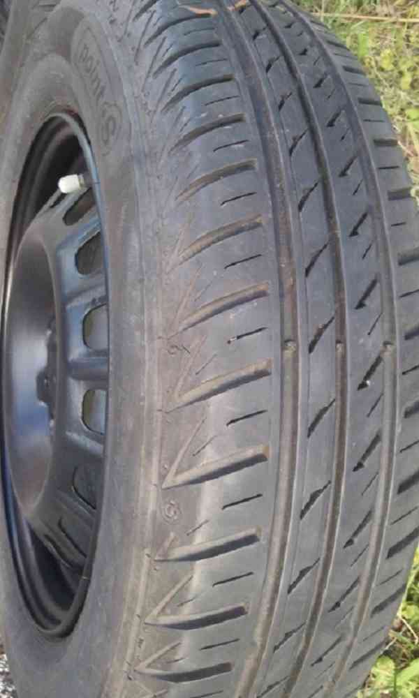 Fiat Punto-pneu s disky 4ks - foto 6