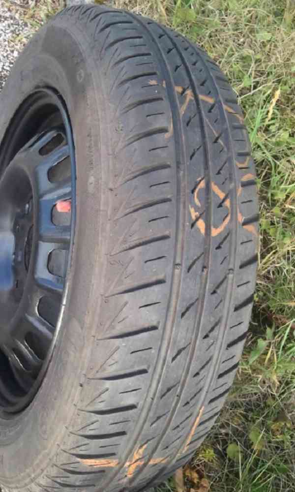 Fiat Punto-pneu s disky 4ks - foto 13