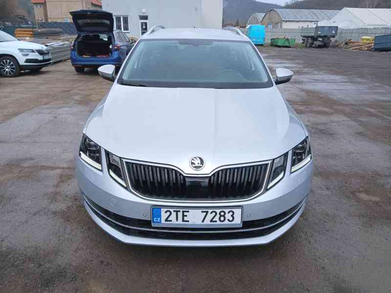 ŠKODA Octavia Combi Style 2,0 TDI 110 kW - foto 8