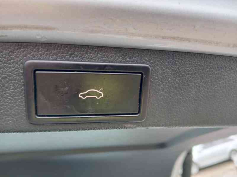 ŠKODA Octavia Combi Style 2,0 TDI 110 kW - foto 15