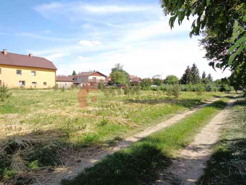 Prodej zahrady o výměře 5 565 m2 v obci Nepolisy - foto 1