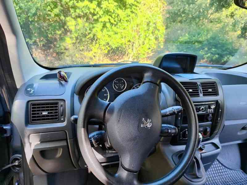 Peugeot Expert Tepee 2,0   HDI pro převoz ZTP - foto 9