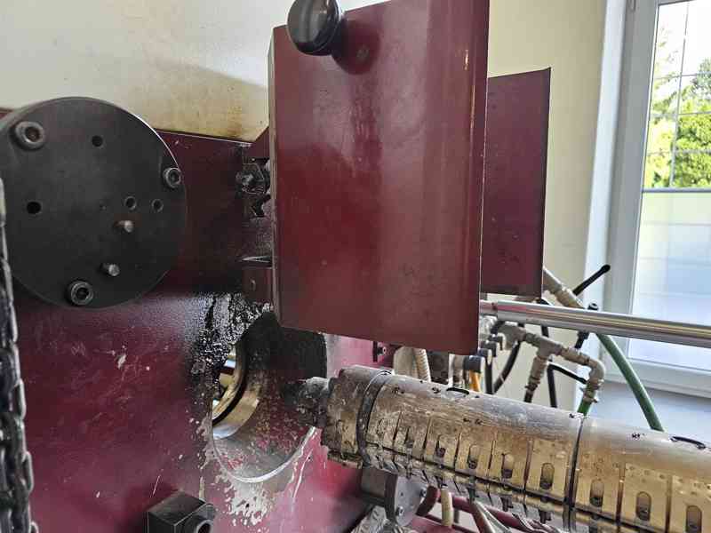 Použitý vstřikovací lis SK 1300-370 basic, r. v. 1997 - foto 2