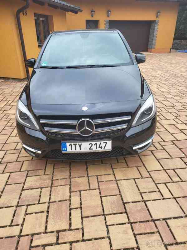 Mercedes-Benz Třídy B B180 benzin - foto 1