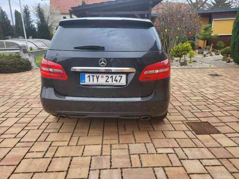 Mercedes-Benz Třídy B B180 benzin - foto 5