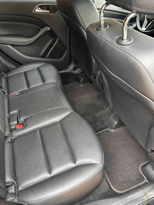 Mercedes-Benz Třídy B B180 benzin - foto 7