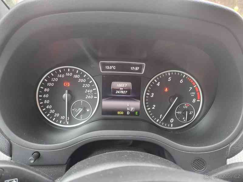 Mercedes-Benz Třídy B B180 benzin - foto 10