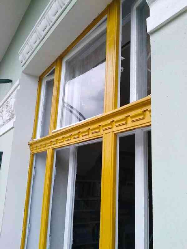 Opravy dřevěných oken a dveří - foto 2