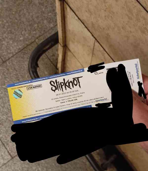 Slipknot Praha 2022 lístek před pódium  - foto 1