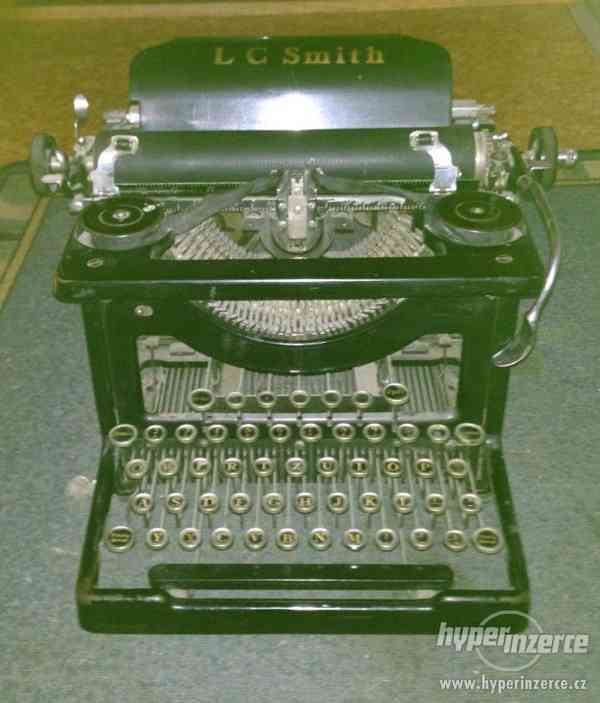 Starožitný psací stroj - foto 2