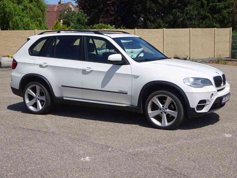  BMW X5 3.0D xdrive r.v.2012 2.Maj.Koupeno v ČR DPH - foto 2