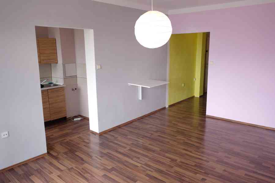 Pronájem bytu 1+1 38 m² - Bezručova, Blansko - blízko nám. S - foto 2