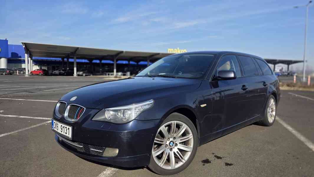 BMW 530 D - rok 2007 - foto 1