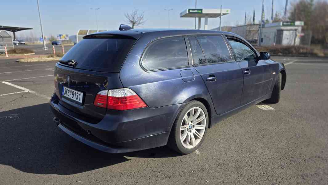 BMW 530 D - rok 2007 - foto 15