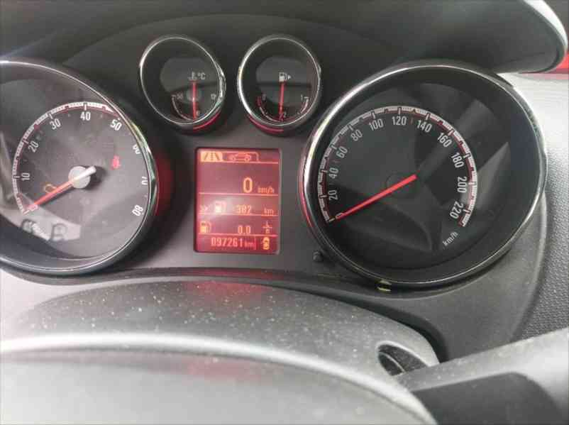 Opel Meriva 1,4 - foto 4