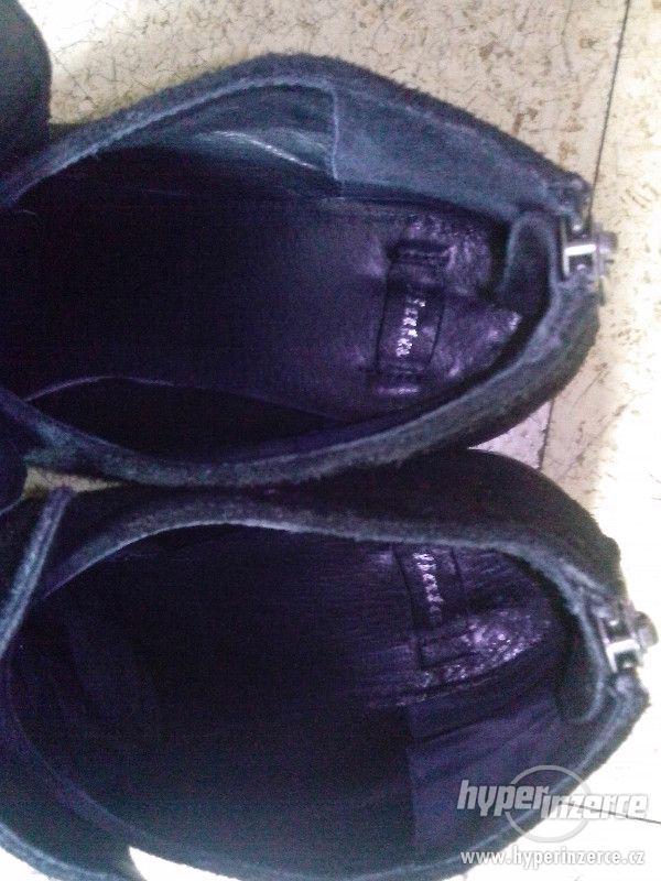 Semišová kotníková obuv Audrey vel. 41 - černá - foto 3