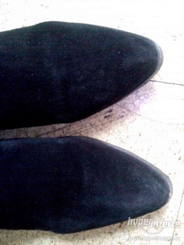 Semišová kotníková obuv Audrey vel. 41 - černá - foto 7