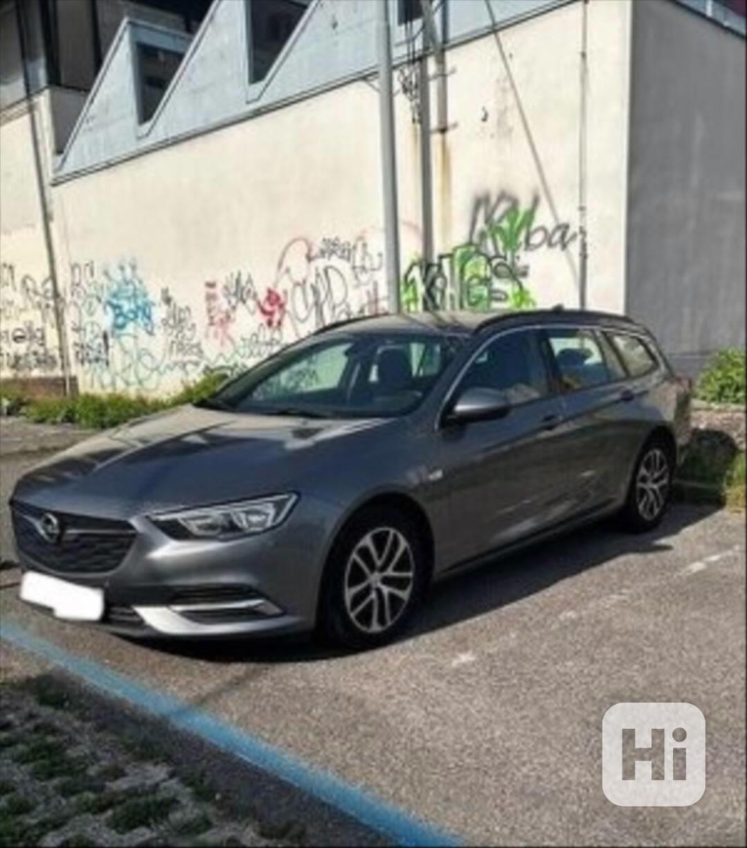 Opel Insignia 1,6   Sport Tourer, rok 2018 - foto 1