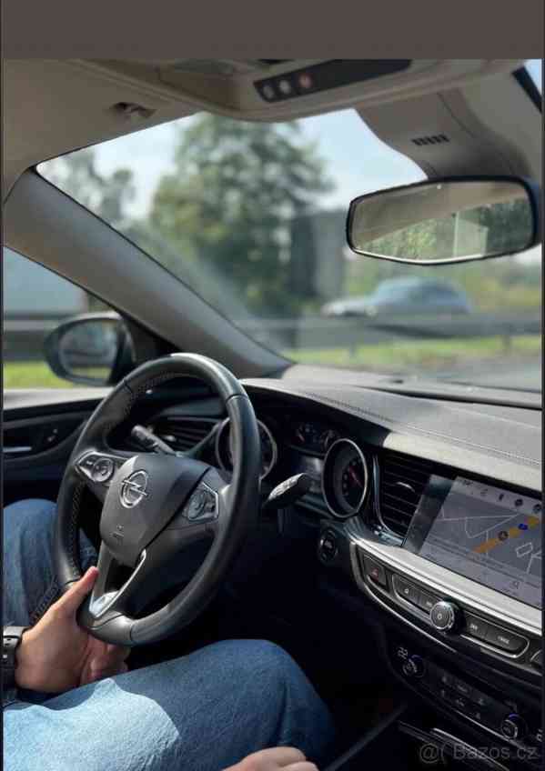 Opel Insignia 1,6   Sport Tourer, rok 2018 - foto 3