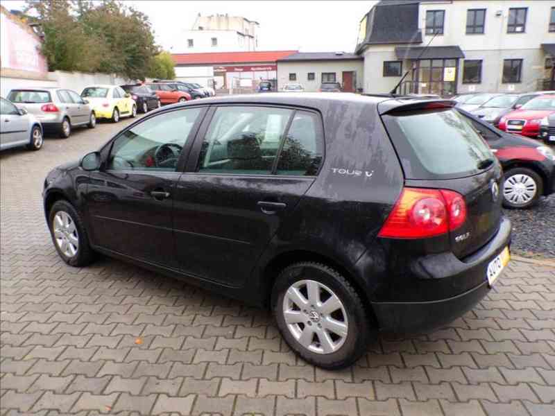 VW Golf 1,4 i 1.MAJITEL,TREND-Hned odjíždíte - foto 4