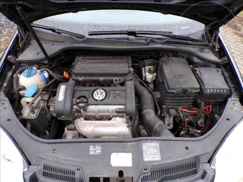 VW Golf 1,4 i 1.MAJITEL,TREND-Hned odjíždíte - foto 15
