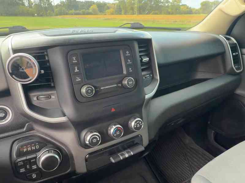 Dodge Ram 1500 3,6 Bighorn Lonestar Quad 4x4  - foto 19