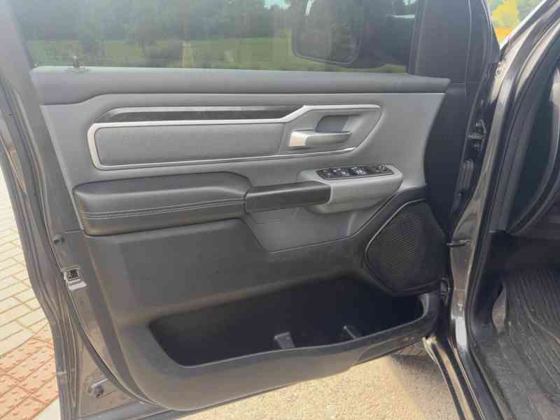 Dodge Ram 1500 3,6 Bighorn Lonestar Quad 4x4  - foto 13