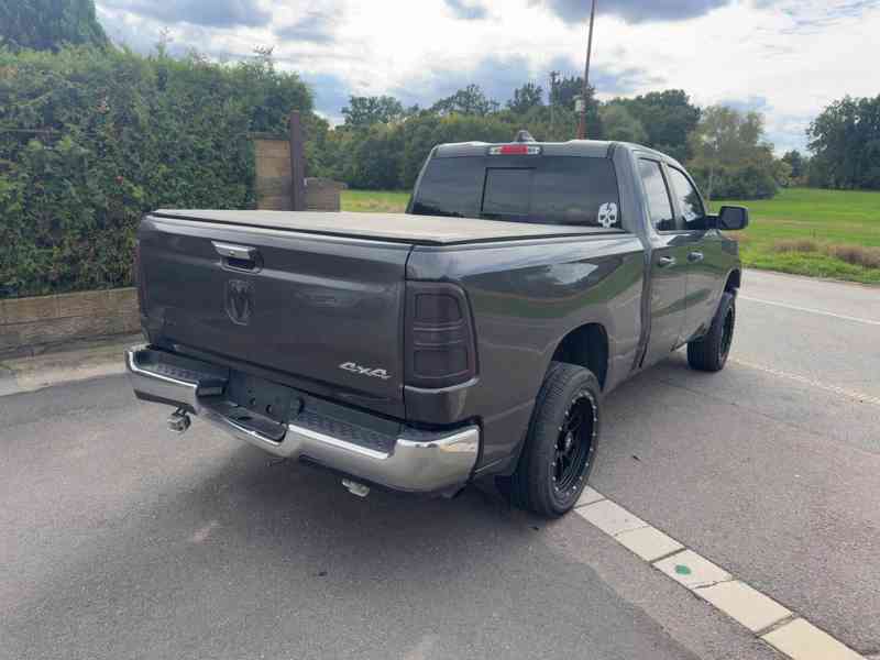 Dodge Ram 1500 3,6 Bighorn Lonestar Quad 4x4  - foto 3