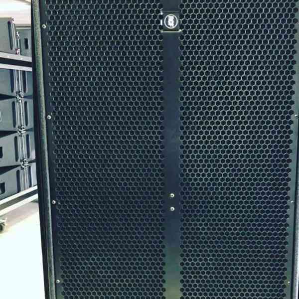 HDL 30-A Active Two-Way Line Array Module  - foto 3