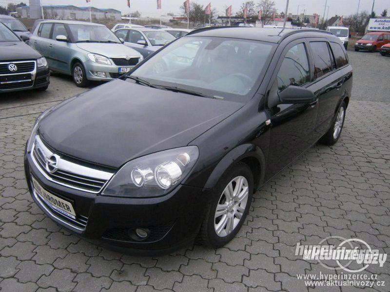 Opel Astra 1.9, nafta, r.v. 2008, el. okna, STK, centrál, klima - foto 3
