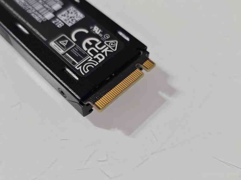 SSD SAMSUNG 980 PRO 2TB WITH HEATSINK - foto 4