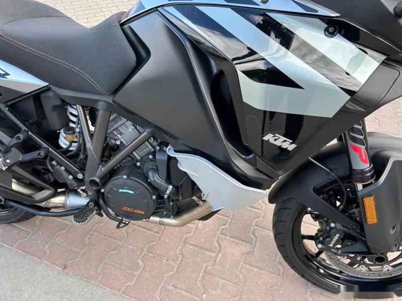 KTM 1290 Super Adventure 2019 - foto 13