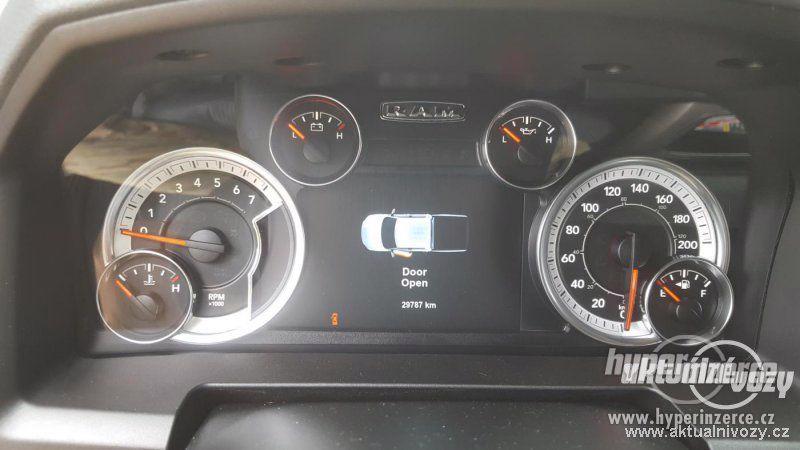 Dodge RAM 5.7, benzín, automat, RV 2019, navigace - foto 7