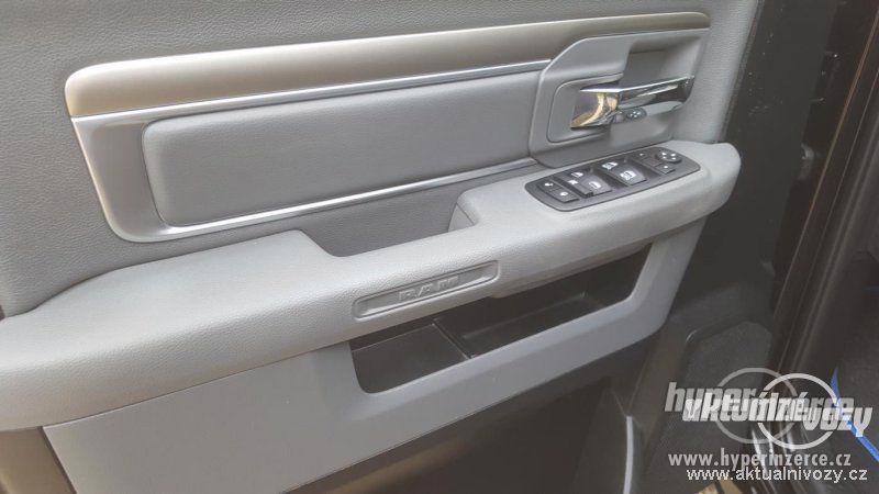 Dodge RAM 5.7, benzín, automat, RV 2019, navigace - foto 17