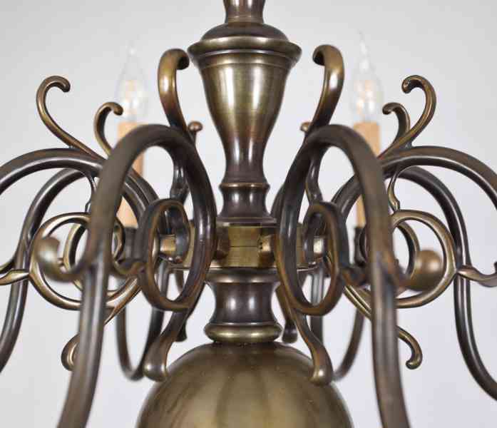 Bronzový lustr holandského typu - foto 2